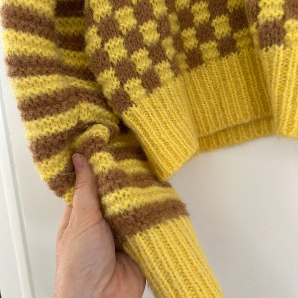 Crop Cardigan - Picture 3 of 4